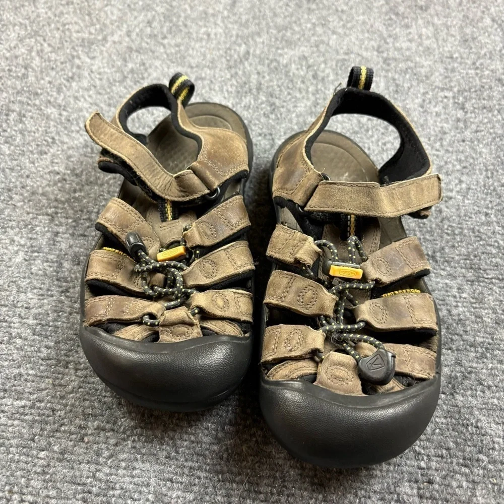 Keen boys brown
